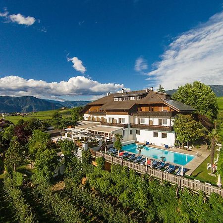 Hotel Waldhof Cornaiano Exterior foto