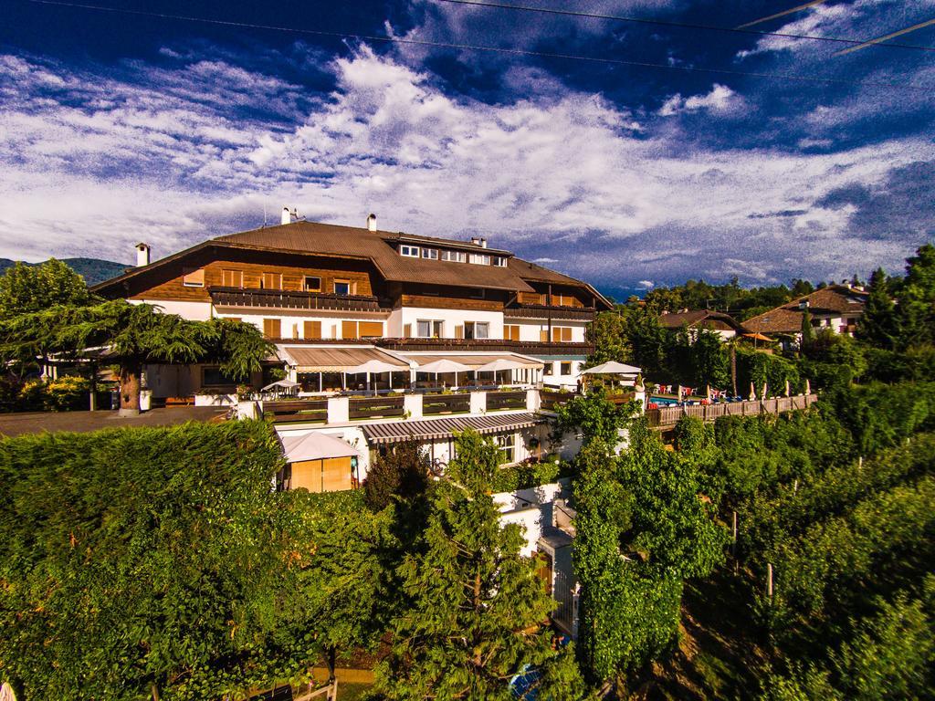 Hotel Waldhof Cornaiano Exterior foto